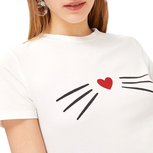 Cat Whiskers Graphic Tee - Picture 7 of 10